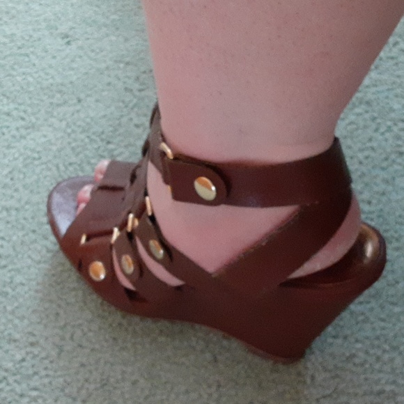 2/$12 Brown wedge heels, size 9 - Picture 3 of 8